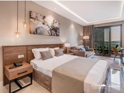 EXKLUSIVES ANGEBOT — LUXUS-STUDIO IN MONTENEGRO